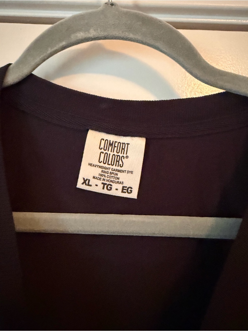 NWOT The Heavens Are Roaring Christian Tee - Picture 2 of 2